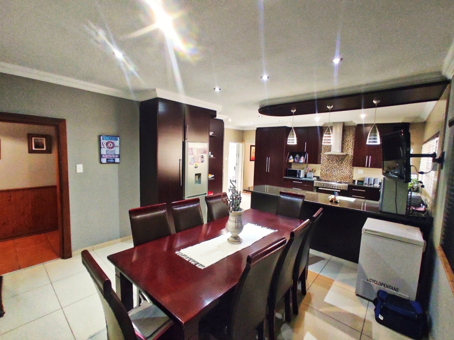 4 Bedroom Property for Sale in Sasolburg Ext 4 Free State